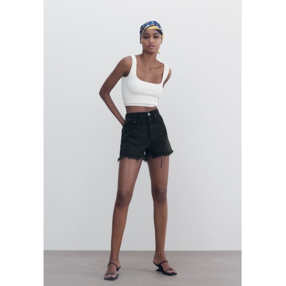 Zara *NEW in-stores* Frayed Hi-rise Denim Shorts